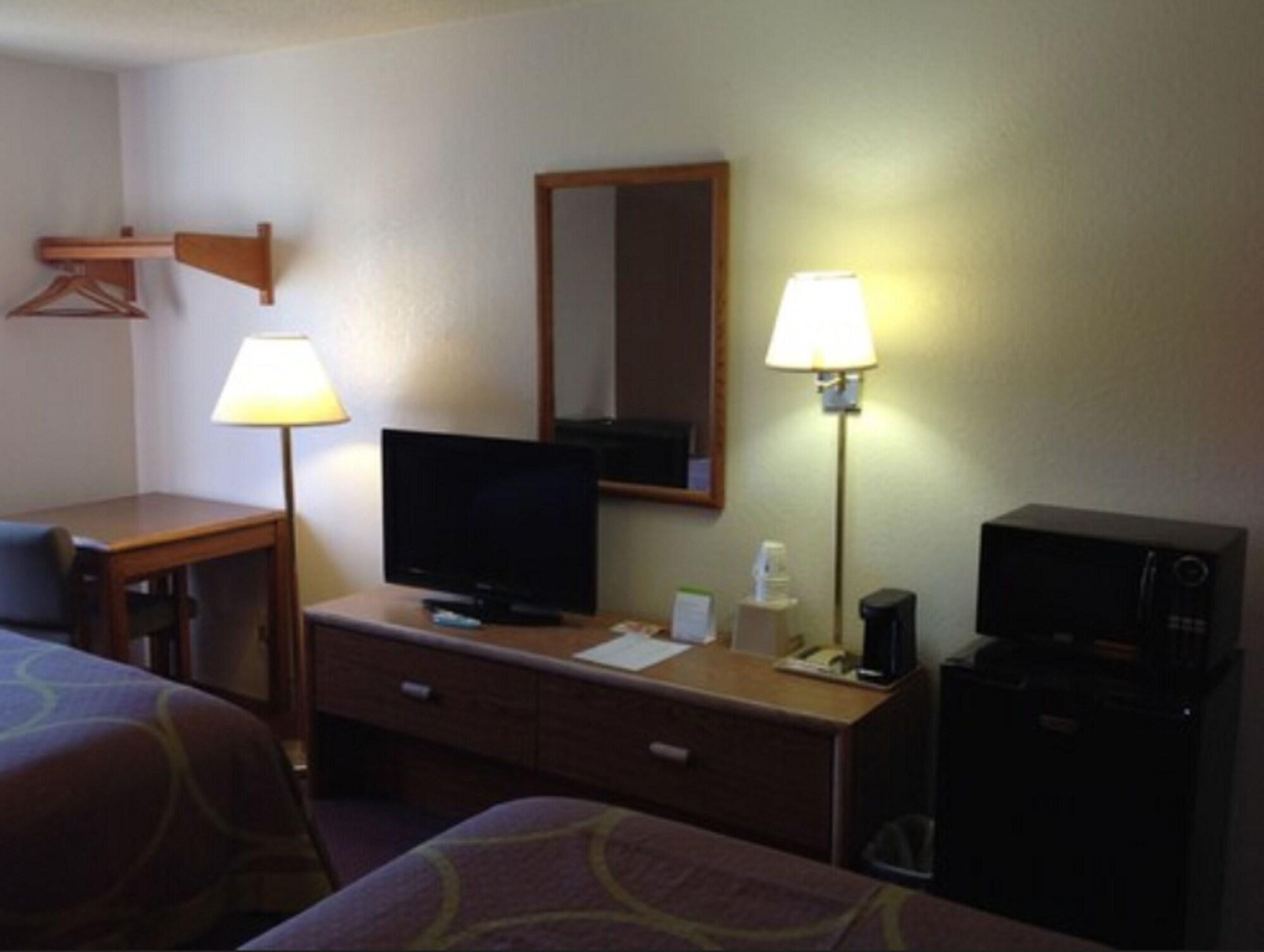 Super 8 By Wyndham Winchester Va Bagian luar foto