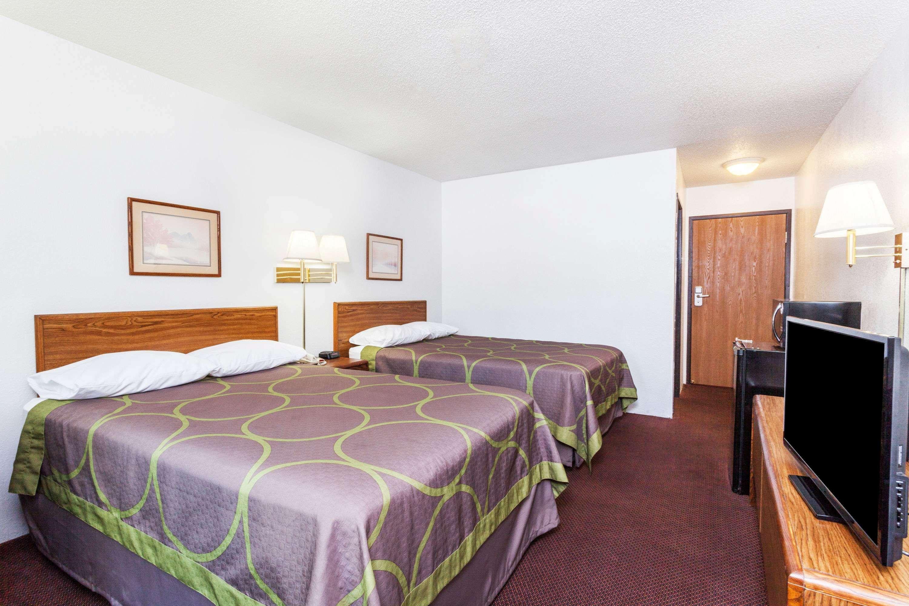 Super 8 By Wyndham Winchester Va Bagian luar foto