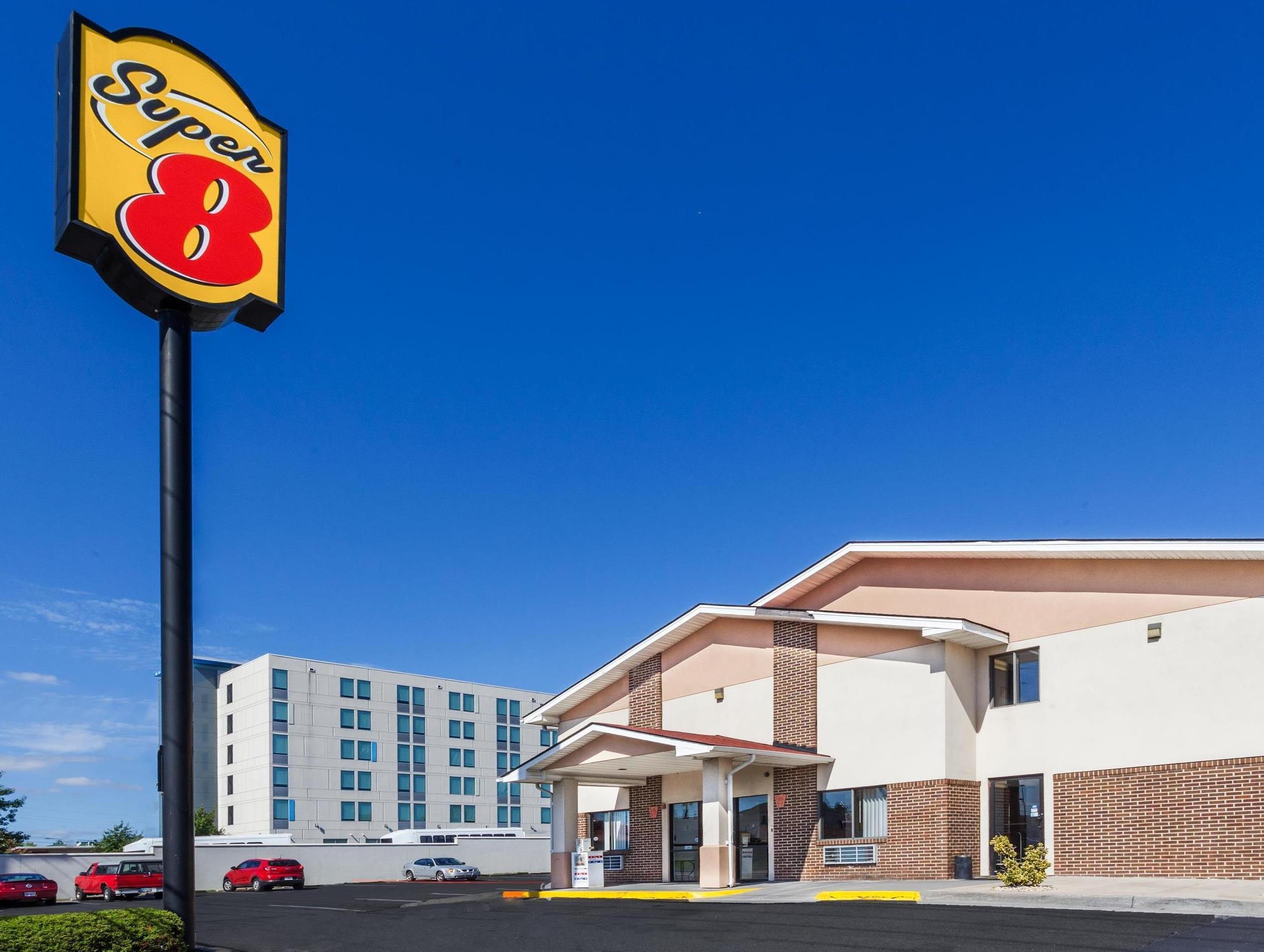Super 8 By Wyndham Winchester Va Bagian luar foto