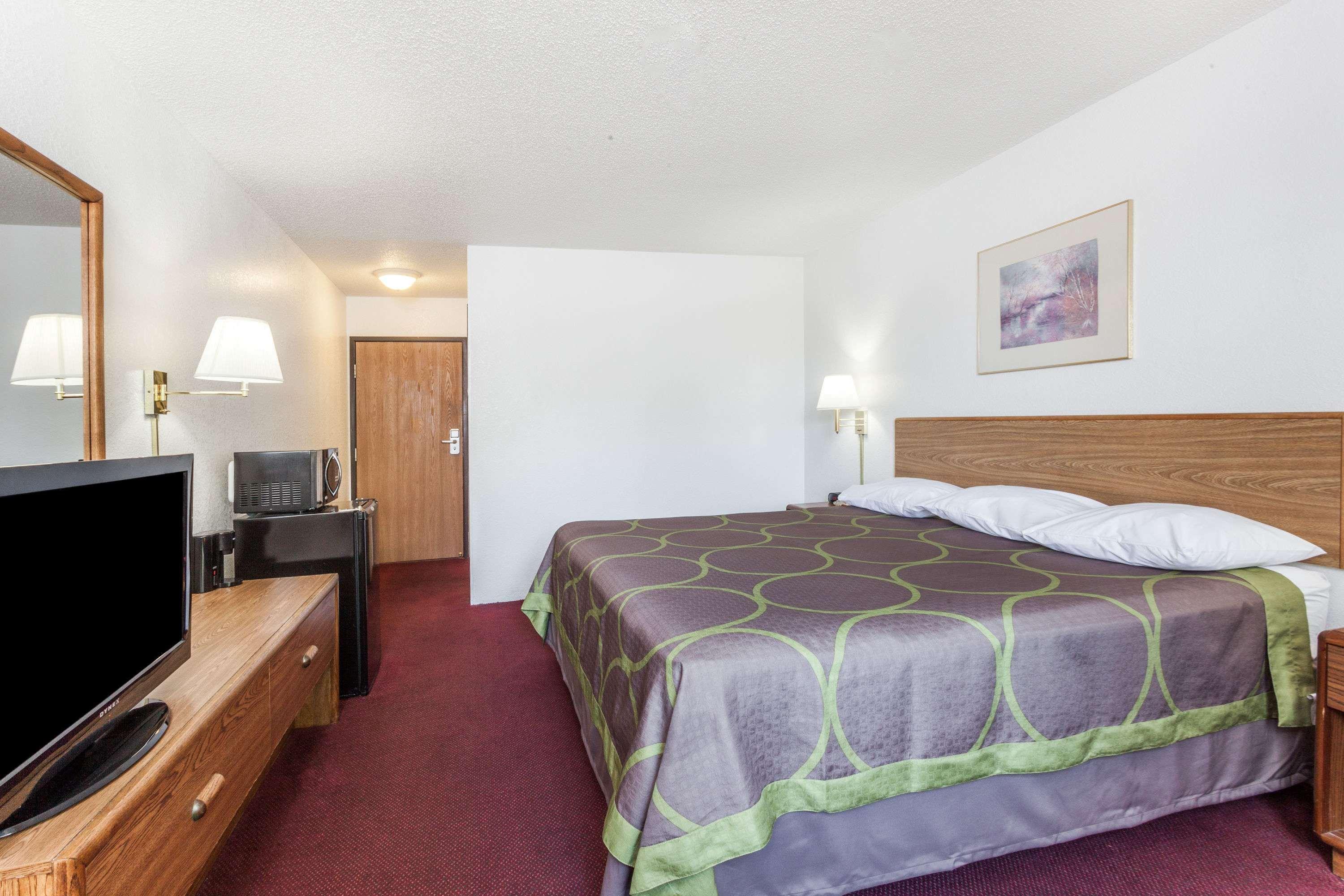 Super 8 By Wyndham Winchester Va Bagian luar foto